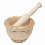 MORTERO COCINA MADERA CON MANO 14 CM.